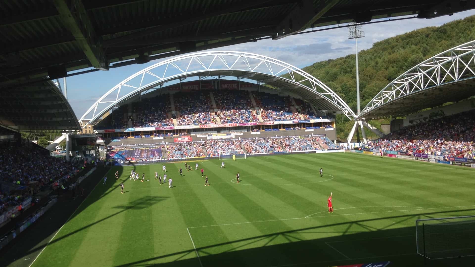 Huddersfield 2 Brentford 1 – Impressive Terriers Beat Brentford At Their Own Game (VIDEO)