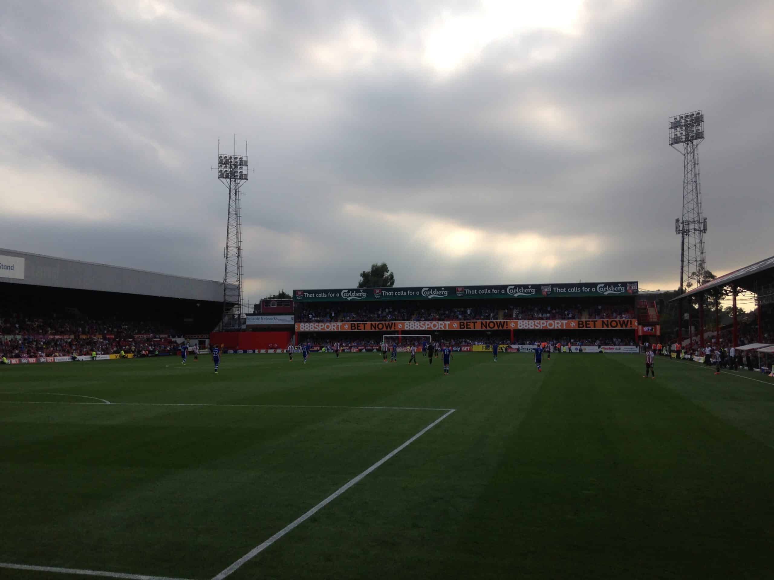 Brentford Survive The Alamo Before Almost Nicking 3 pts from Sheffield Wednesday – Podcast From the Pub