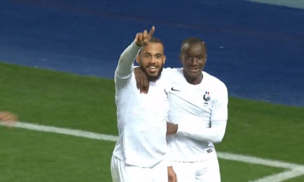 International Bright Young Things – The Beesotted Radio Show