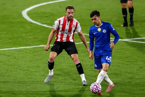 Big Shoes, Big Impact. How Henderson Is Fitting into Brentford