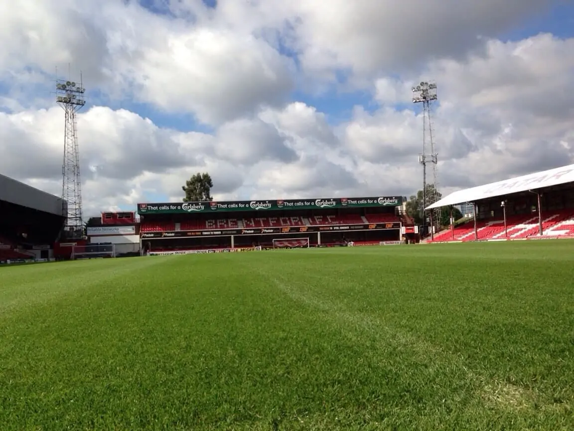 Bees in Herr-Raising Victory. Brentford 3 Colchester 1 (with fans video)