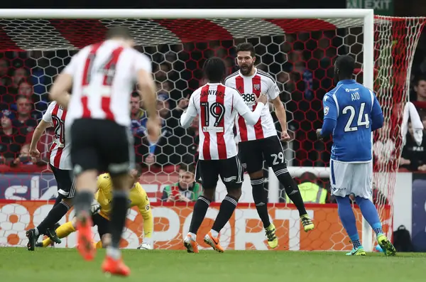Many Happy Returns In Cup Victory – Brentford 5 Eastleigh 1 (VIDEO)